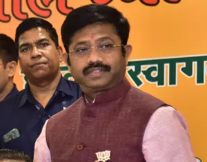 नंद गोपाल गुप्ता का अखिलेश यादव पर वार, बोले- 'विरासत में गद्दी तो मिल सकती है, लेकिन बुद्धि नहीं'