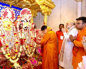अहमदाबाद में पहली बार भगवान जगन्नाथ को मिला गार्ड ऑफ ऑनर, मंगला आरती में शामिल हुए अमित शाह