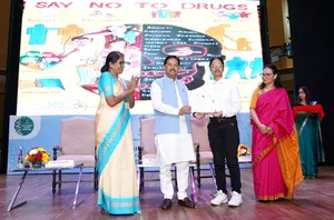 नशा विरोधी और अवैध तस्करी दिवस पर केंद्रीय मंत्री बीएल वर्मा बोले, ‘इससे बढ़ता है सामाजिक कलंक’