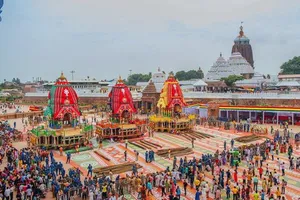 अदाणी समूह ने पुरी रथ यात्रा में शुरू की प्रसाद सेवा, गौतम अदाणी ने कहा 'अत्यंत गौरव की बात'