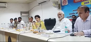 बैठक में अधिकारी के न आने पर भड़कीं सांसद कुमारी शैलजा, भाजपा सरकार पर साधा निशाना