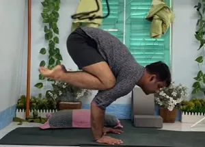 Kakasan Pose, Bakasan Pose, kakasan Pose Benefit