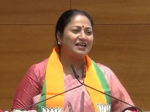 2014 में जो चिंगारी मिली, उसके बाद पूरे देश में रौशनी का माहौल बनता गया : दिल्ली सीएम