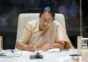 Delhi CM Rekha Gupta Chairs High-Level Meeting