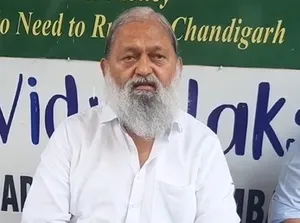 फर्जी वोटरों की पहरेदारी बंद करे विपक्ष, केजरीवाल के लिए जनता का अवॉर्ड काफी : अनिल विज