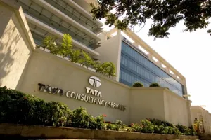 TCS logs 6 pc net profit growth at 12,760 crore in Q1, to give Rs 11 interim dividend