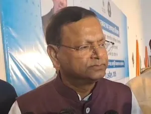 राहुल गांधी गलतियों को छिपाने के लिए लहरा रहे संविधान की लाल किताब: पंकज चौधरी