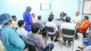 बालासोर की छात्रा के आत्मदाह प्रयास का मामला : पिता ने कहा, बेटी को लंबे समय से मानसिक प्रताड़ना दी जा रही थी