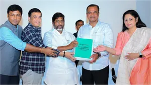 Gaddar Awards: గద్దర్ అవార్డ్స్ ప్రకటించిన జ్యురీ.. ఉత్తమ నటుడిగా అల్లు అర్జున్