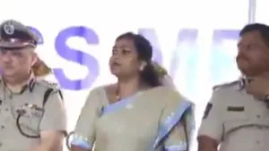 AP News: ఆ రౌడీ షీటర్లు, గంజాయి స్మగ్లర్లతో జగన్ దోస్తీ.. హోంమంత్రి అనిత సంచలన కామెంట్స్!