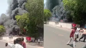 భారీ మంటల్లోంచి వస్తున్న రమేశ్ విశ్వాస్‌ కుమార్.. బయటపడ్డ మరో సంచలన వీడియో