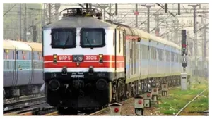 Special Trains: తిరుపతి - శిర్డీ మధ్య 18 ప్రత్యేక రైళ్లు..