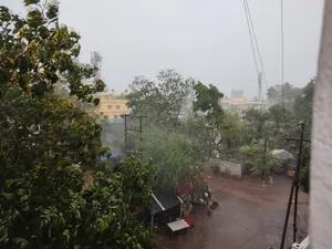 rain thunder post image