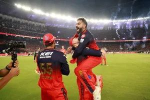 kohli rcb post image