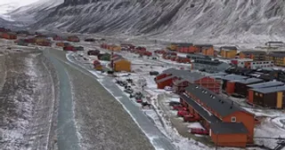 Norway tightens eco-protection in Svalbard to safeguard Arctic ecosystem