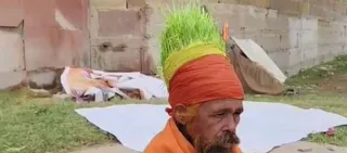 ‘Anaaj Wale Baba’ at Mahakumbh Mela site promotes greenery in novel way