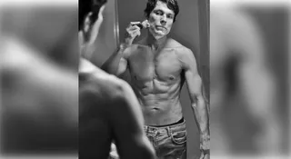 Randeep Hooda's shirtless PICS impress netizens
