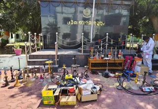 Berhampur Police raid illegal hookah bars, seize tobacco, smoking Items