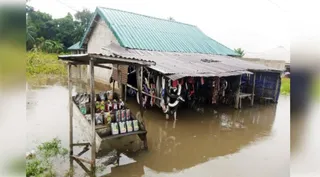 Central Nigeria floods leave nearly 200 dead, over 1,000 missing