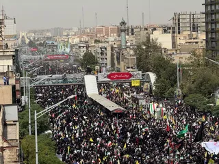 Iran holds funeral for military commanders, scientists killed in Israeli strikes