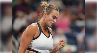 Sabalenka advances to 4th consecutive Australian Open final after narrow win over Svitolina