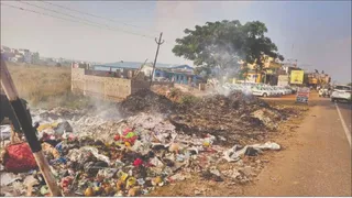 Garbage Burning Raises Air Pollution Concerns in Bhubaneswar