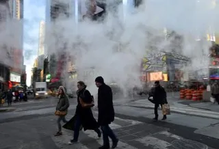 US winter storm causes massive flight disruptions