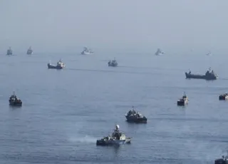 Iran, Russia hold joint drill as Trump hints at 15-day deadline