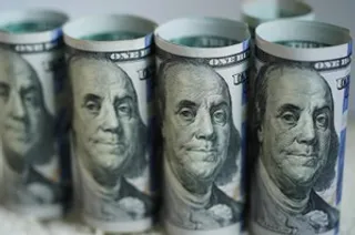 India's forex reserves up $2.3 billion to touch new high of $683.9 billion