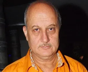 Anupam Kher becomes new ‘Gandhi’