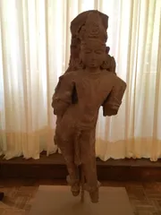 US returns ancient artefacts, Modi expresses thanks