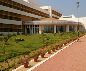 Patients scared at AIIMS Bhubaneswar as concrete chunk falls off ceiling