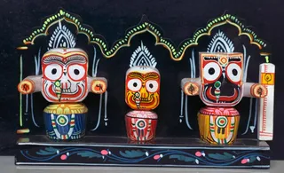 Herbal medicine Dasamula offered to ailing lords at Puri Jagannath temple in Odisha