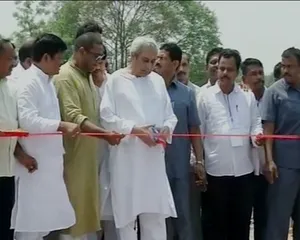 Utkala Dibasa: Odisha CM dedicates 'Madhusudan Setu' to people