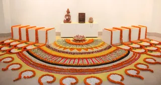 These flower rangolis at an exhibition in Odisha capital will make you drool over the vibrant designs