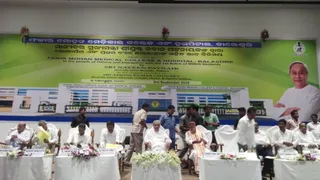 Odisha CM inaugurates Fakir Mohan Medical College and Hospital
