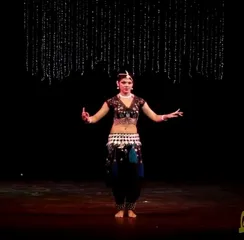 Interesting watch: Odisha's Nitisha Nanda choreographs Odissi with belly dancing and the result will amaze you