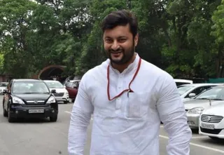 Goons hurl abuse at Odisha MP Anubhav Mohanty