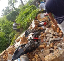 Four killed, 5 critical as wall collapses at market in Odisha's Dhenkanal