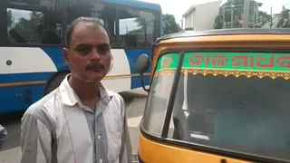 Auto-rickshaw owner, driver fined over Rs 47k for flouting traffic rules in Odisha capital