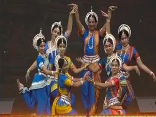 Odissi dancers enthrall audiences at ‘Howdy Modi’ event