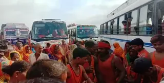 Disguised as MVIs, miscreants attack, loot tourists from bus in Odisha