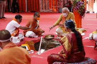 How many practise Rama’s ideals?