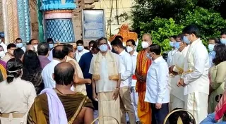 Chief Justice NV Ramana offers prayers at Puri Jagannath Temple