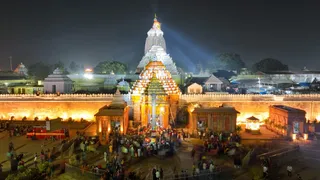 Devotees resent over non-Hindu’s trespassing into Puri Srimandir