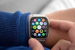 YouTuber tests Apple Watch Ultra durability with hammer