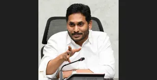 EC notice to Andhra Pradesh CM Jagan for remarks against Naidu