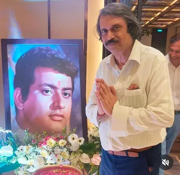 Aadarniya pranaams to the legendary  Manoj Kumar---from journalist Chaitanya Padukone