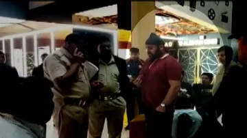  MLA Santosh Singh Saluja son