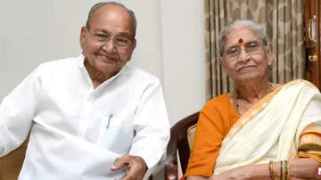 K.Vishwanath and wife jayalakshmi